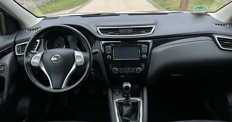 Nissan Qashqai cena 57900 przebieg: 120000, rok produkcji 2017 z Wrocław małe 562